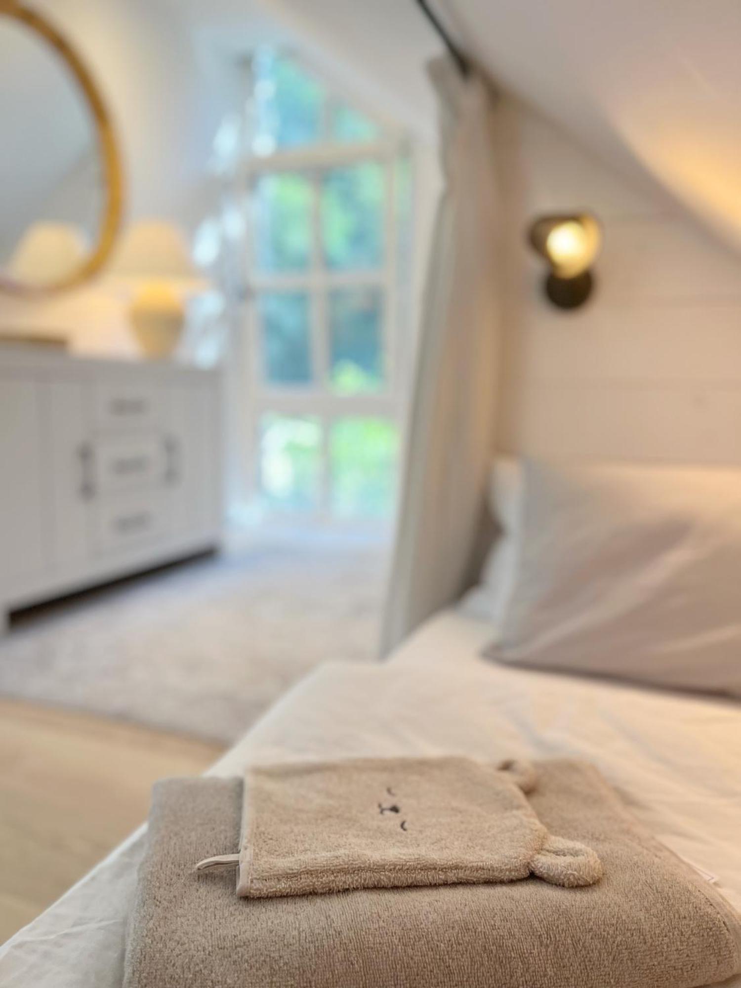 Tauberchalet I Boutique-Ferienhaus Mit Sauna, Whirlpool & Natur I 10Min Walk To Historic Old Town Rothenburg ob der Tauber Eksteriør bilde